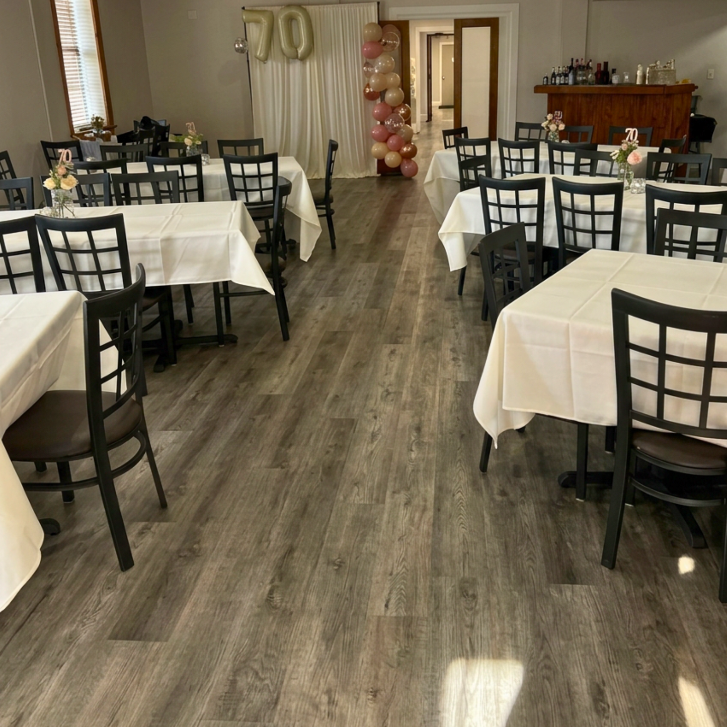 6' Ivory Tablecloth Rental